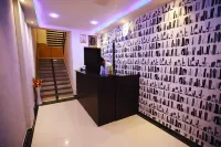 Hotel Mahalaxmi Các khách sạn ở Pale Bk.