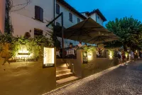Hotel Corte Regina فنادق في سيرميون