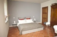 Cascina San Giorgio Hotels in Lu