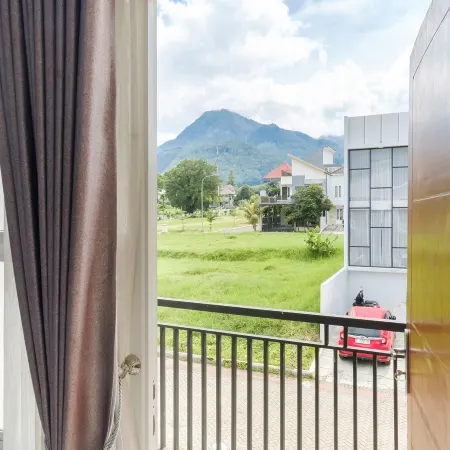 Mono Coliving Panorama, Batu