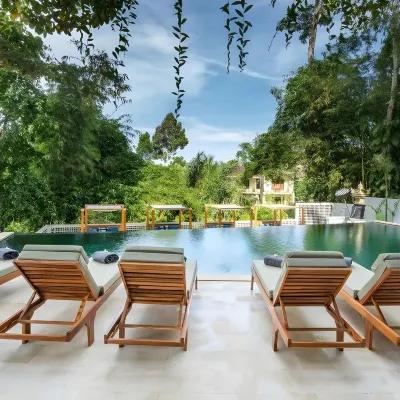 Dinara Ubud 強普罕附近的飯店