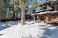 Ward Creek by AvantStay 5 Min Walk to Lake Deck Hotels in Tahoe City