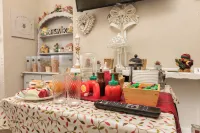 Friends Hotel - breakfast