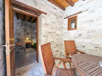 Skarinou's Landhouse Poolside Apartment Hotels in Kalavasos