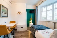 Orient B&B Hotels in Holyhead