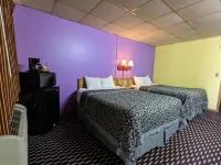 Great Plains Budget Inn - Motels