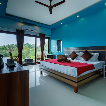Om Shanti Residence