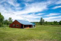 The Cascade Mountain-View Retreat