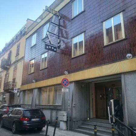 Hotel Lux