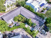 Riverbend by Lowkl Hotels near Revolution Live