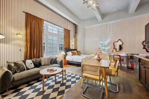 Storehouse Lofts - Apartments