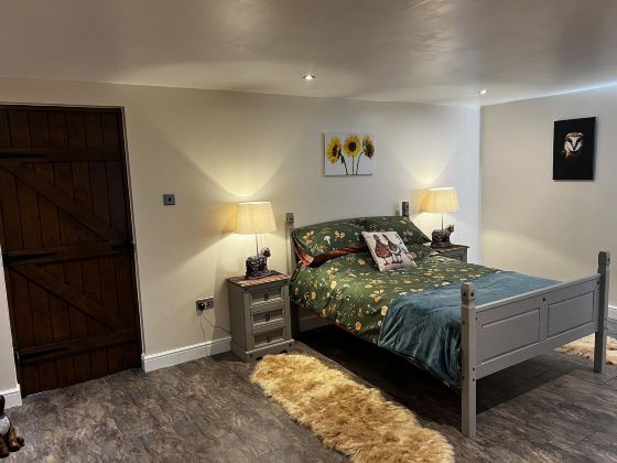 Luxury Country Lodge in Bretherton -Sleeps 4 1 Double Bed & 1 Bed Settee