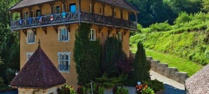 Castel Damandre Hotels in Franche-Comte