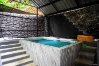 Vacation House in Baguio Hotels in Tuba