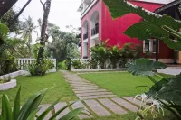 Spacious 3-Br Apartment with Pool in Candolim - Condos