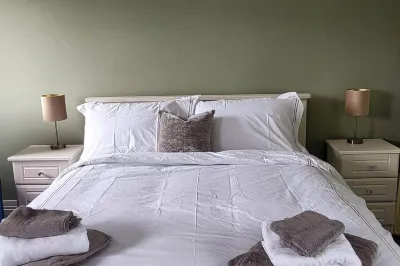 Apartment-sleeps2-parking-garden-patio Hotels in 