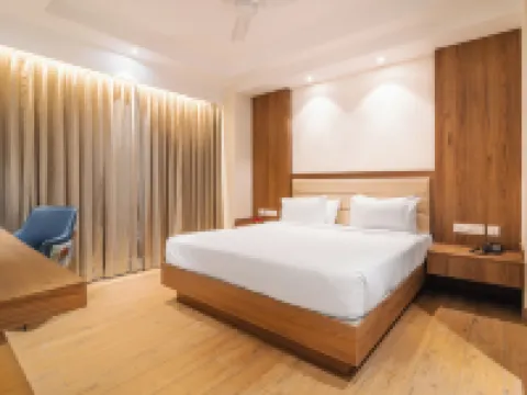 โฮเทล รอยัล เอ็มบาสซี โรงแรมในเอโรด