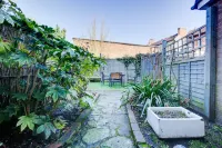 Cartref Hotels in Farnham