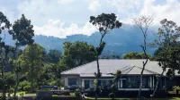 Riverdale Bungalow - Kandy's Most Breathtaking View - Private Pools