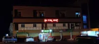 Sri Ratna Lodge Hotels near Honavar Store - Souvenir & Gifts