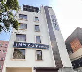 Innzoy Hotels - DLF Road Các khách sạn ở Gachibowli