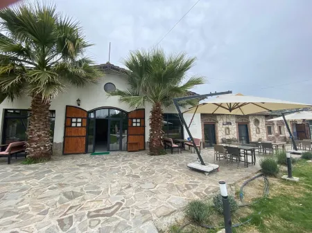 Erdem Ciftligi/ Ephesus Arena