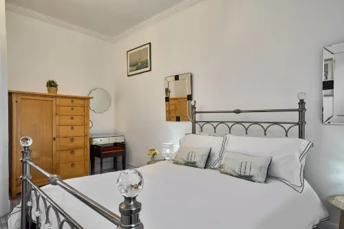 Host & Stay - The Aquamarine Weymouth Beach