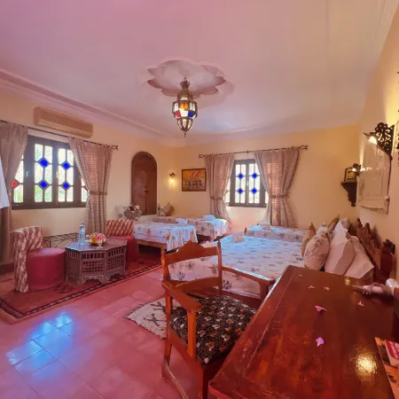Riad le Petit Jardin Отели в г. Стара-Загора