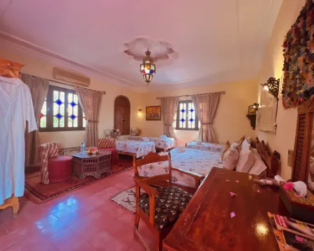 Riad le Petit Jardin Hotels in Zagora