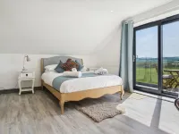Seaside new build holiday home. Beautiful modern family home next to beach