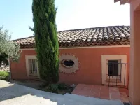 Air-conditioned villa with heated pool, breathtaking sea view on the Levant Island