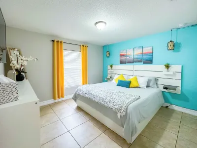 Enchanted 2 Bedroom Home near Downtown Winter Garden Hotels near Marshalls & HomeGoods