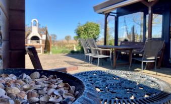 6 Pers. House Marijke with Winter Garden and Direct Access to the Lauwersmeer