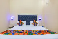 FabHotel Ashok Vihar - Nr North Campus, Delhi University Hotels in North West Delhi