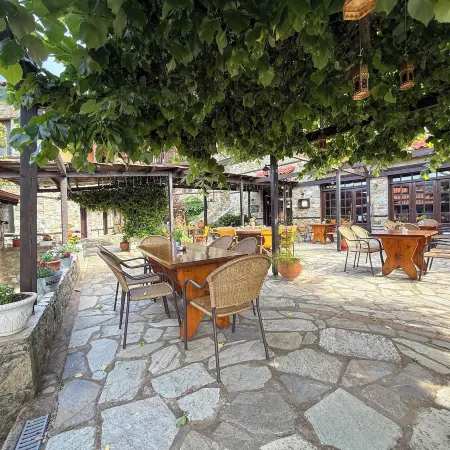 Pliades Traditional Guesthouse