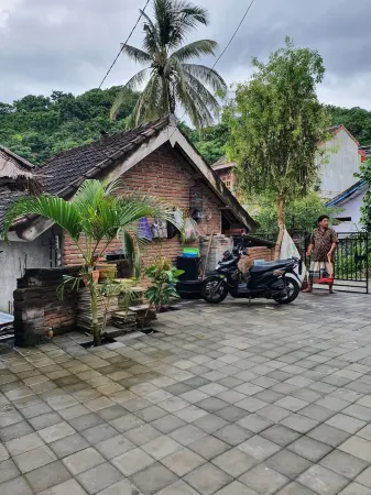 Gani Homestay