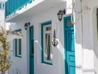 Seabed Suites Mykonos Hotels near Efimerides