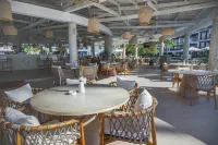 Royal Andilana Resort & Spa - breakfast