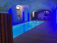 Vianna Suites Spa - Pools