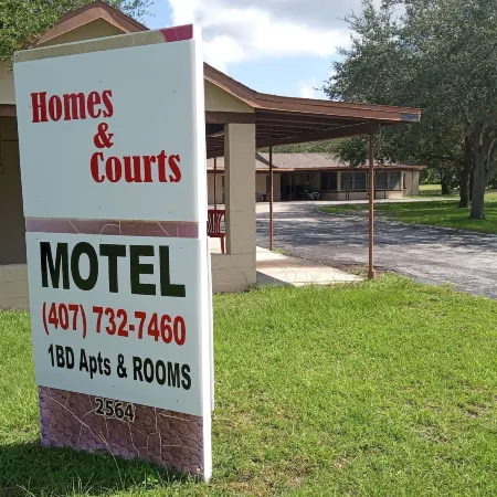Homes -N - Courts