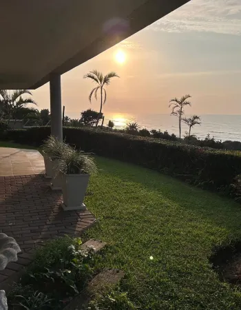 Waves of Mercy Отели в г. Порт-Эдвард