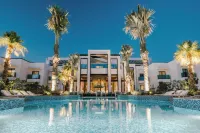 Hawar Resort By Mantis - Pools