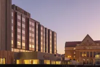 Fairmont Golden Prague Hotels near Lavande Restaurant