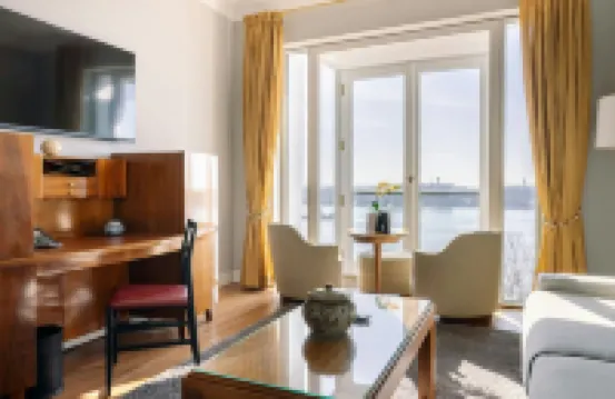 Hotel Louis C. Jacob
