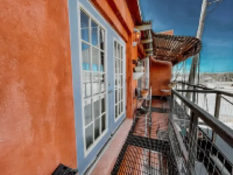 Downtown loft apartment with excellent views, furnishings and location on square