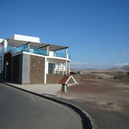 Best location on 2 floors (with penthouse) directly by the sea. Dream view from 3 terraces