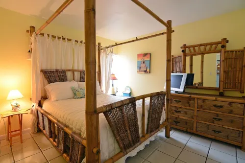 Pet Friendly Longboat Key Condo with View of Gulf