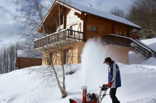 Chalet in massive beams, 14 people! Hoteles en La Bresse