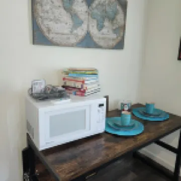 PASSAGE TO YOSEMITE - NEW SPACIOUS APARTMENT- PET FRIENDLY