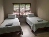 Peaceful quiet place overlooking beautiful mountain with a lovely garden.